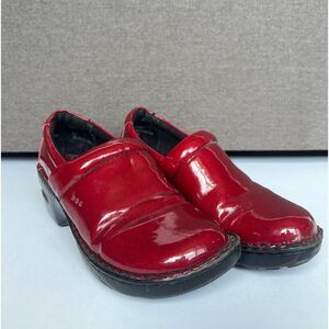 b.o.c. Women’s Size 8 Red Patent Leather Clogs